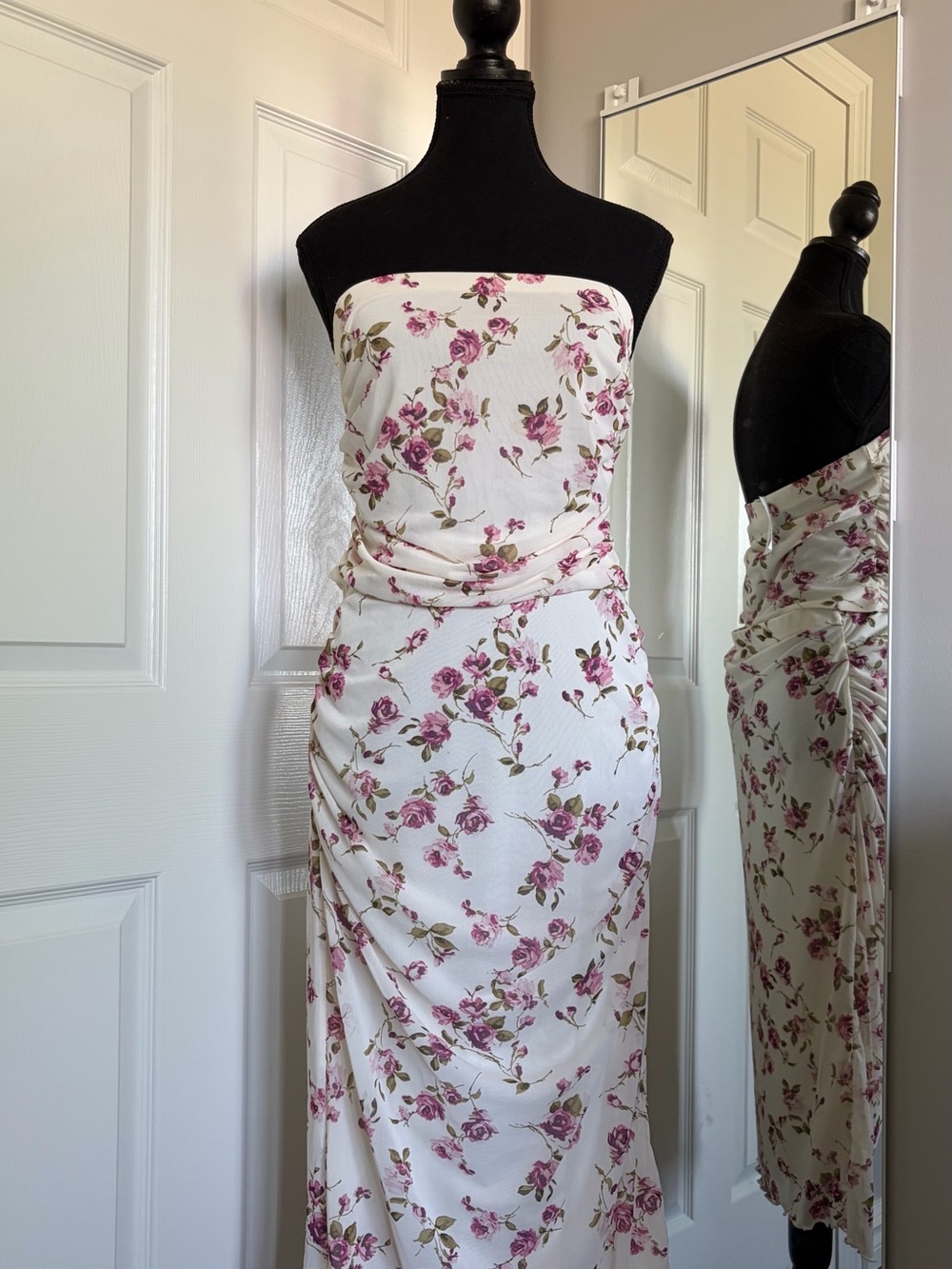 NWT Floral Strapless White and Pink Skirt & Top Matching Set
